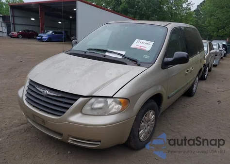2006 Chrysler Town & Country из США, поврежденный, VIN 1A4GP45RX6B521159